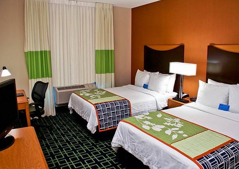 Fairfield Inn & Suites By Marriott Fort Lauderdale פמברוק פיינס מראה חיצוני תמונה