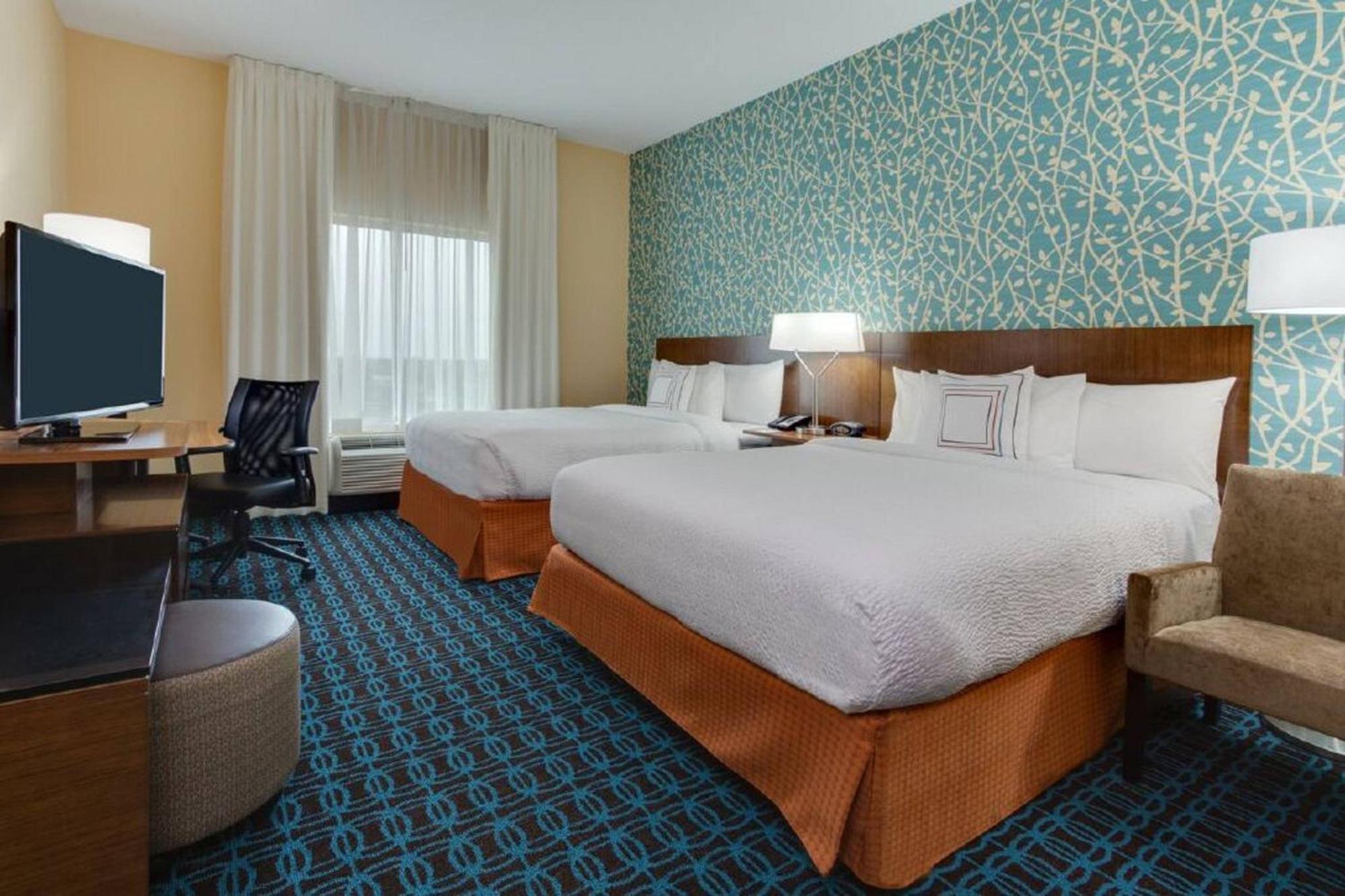 Fairfield Inn & Suites By Marriott Fort Lauderdale פמברוק פיינס מראה חיצוני תמונה